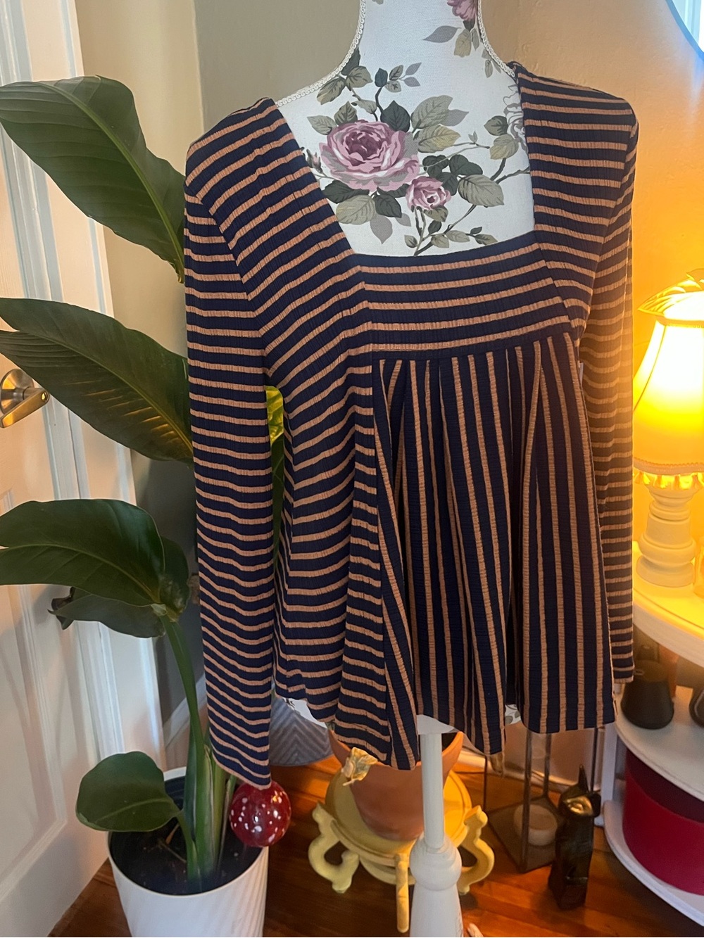Liverpool Striped Square-Neck Womens Top - Picture 8 of 8